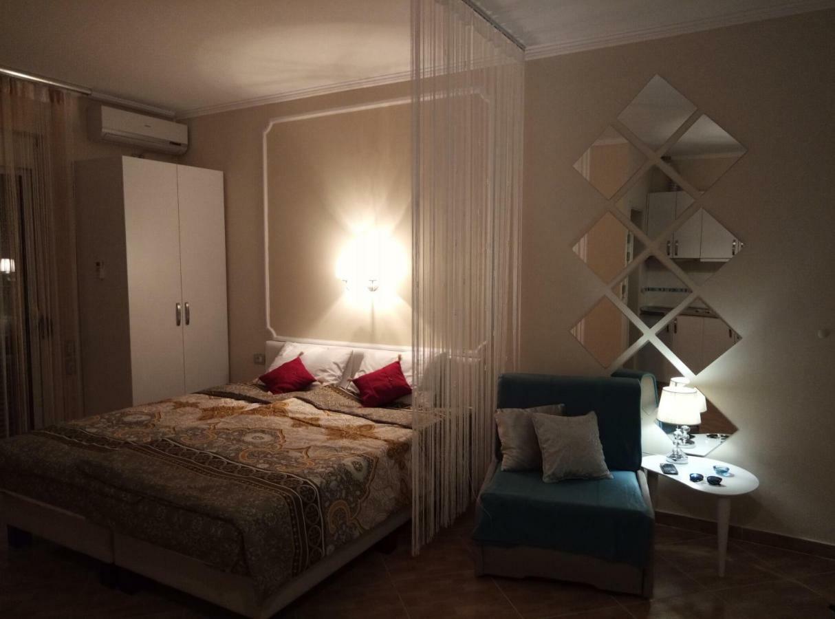 Elen Apartment - Adults Only Orikum Eksteriør billede